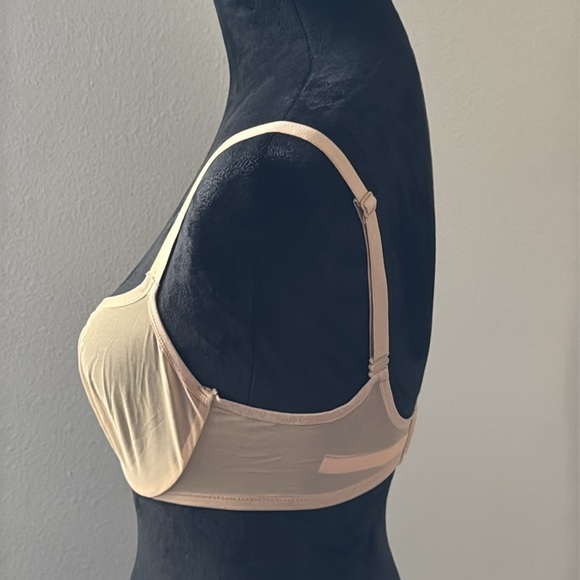 Victoria’s Secret Body by Victoria unlined Demi wired mesh nude bra Sz 32DD - Picture 2 of 6